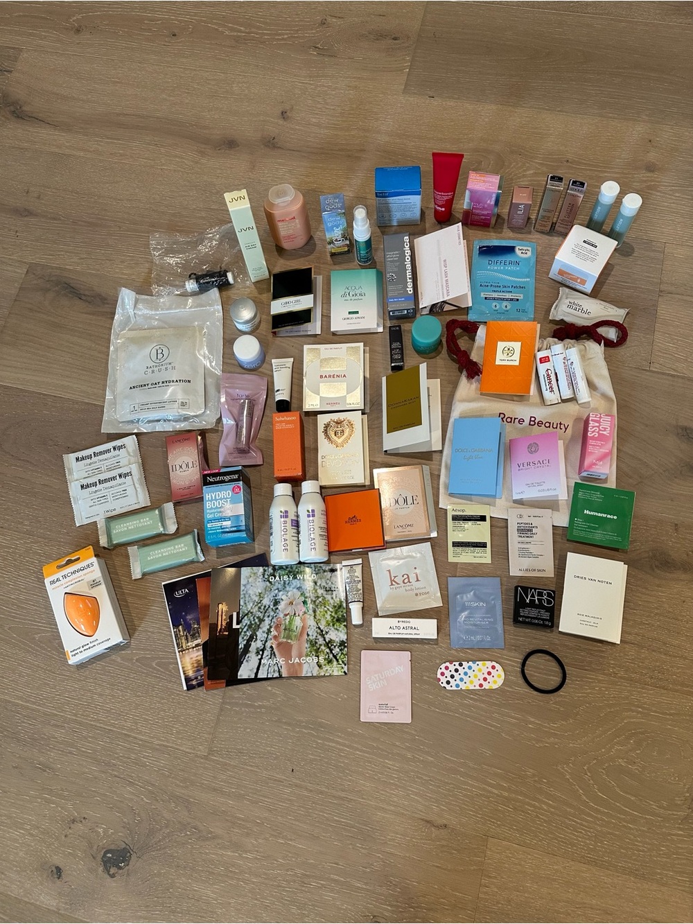 Assorted Beauty & Wellness Sampler - 60+ Pieces
